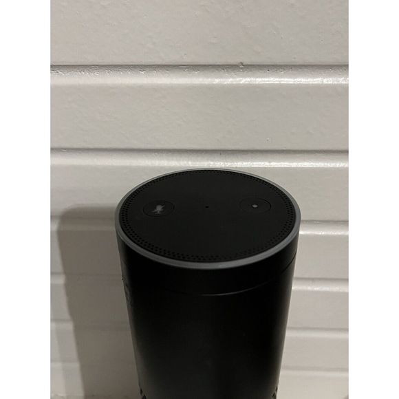 Amazon Echo 1st Generation SK705DI Black Bluetooth Alexa-Enabled Smart Speaker - Picture 3 of 5
